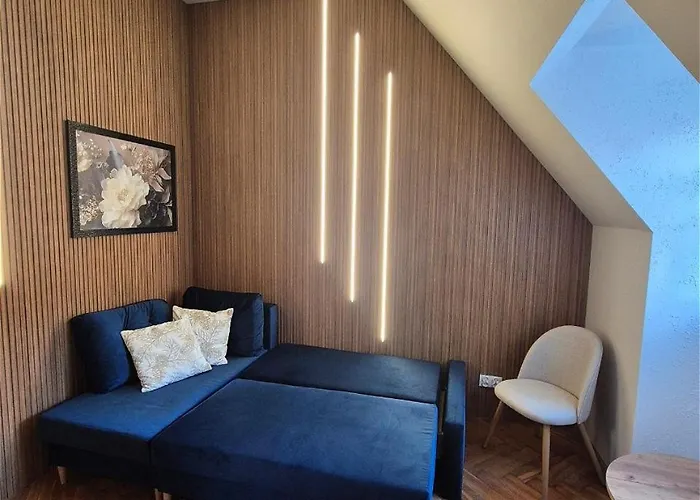 Dlugi Targ Street, Main Old Town & Riverside By Downtown * Gdańsk