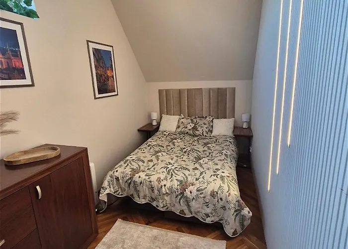 Dlugi Targ Street, Main Old Town & Riverside By Downtown Lägenhet